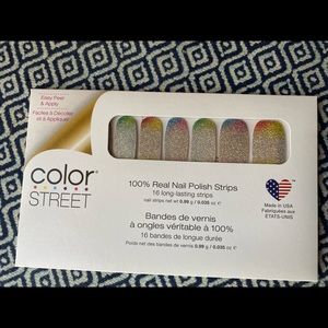 Color Street- Throwing Shade